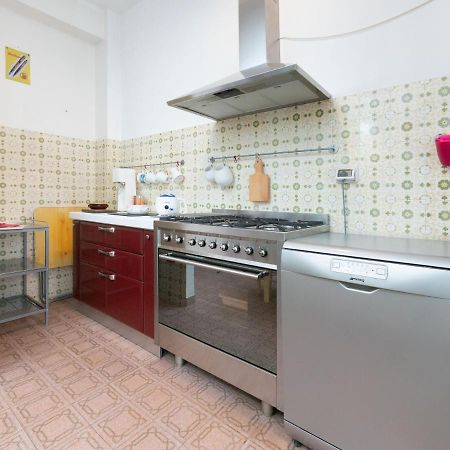 Flaminia Bright & Roomy Apartment Pesaro Eksteriør billede