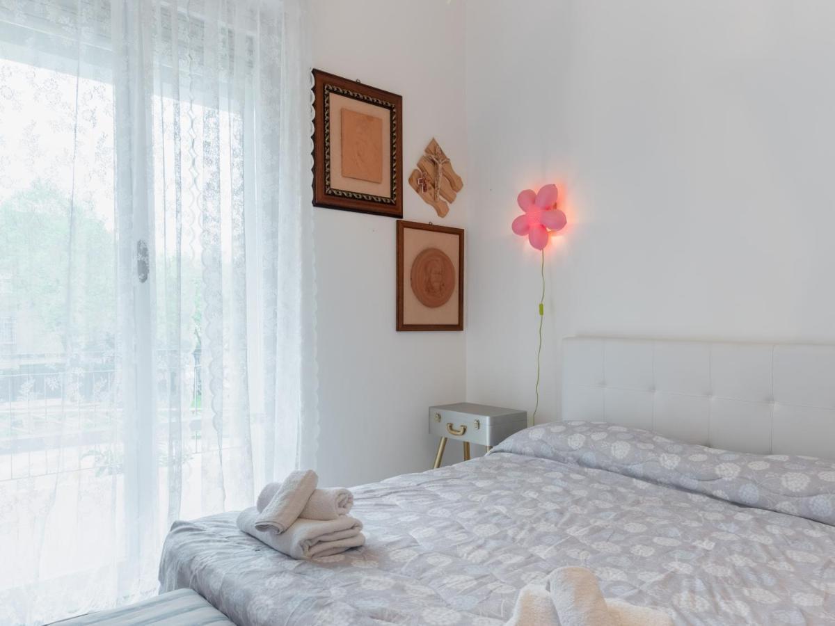 Flaminia Bright & Roomy Apartment Pesaro Eksteriør billede
