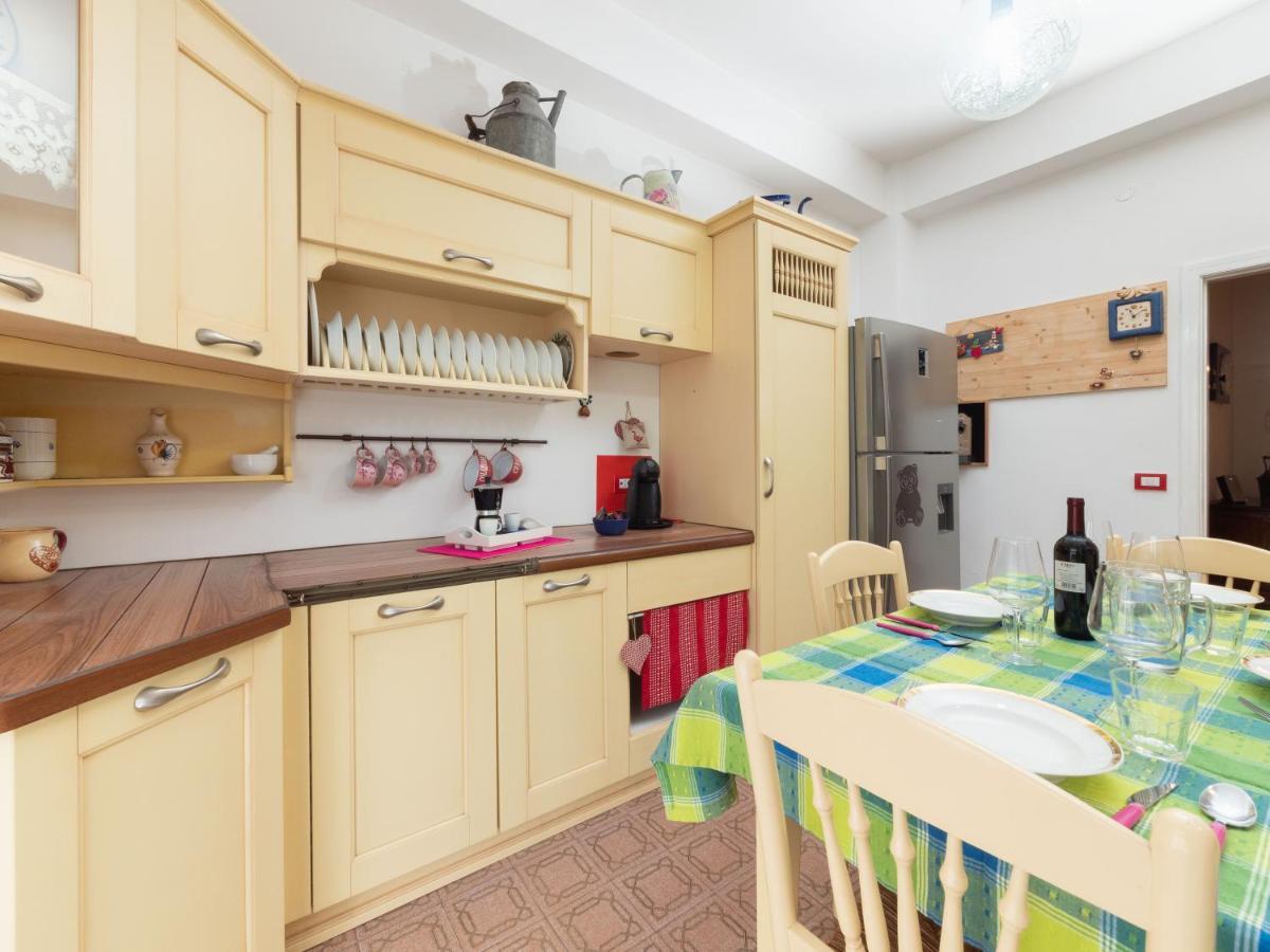 Flaminia Bright & Roomy Apartment Pesaro Eksteriør billede